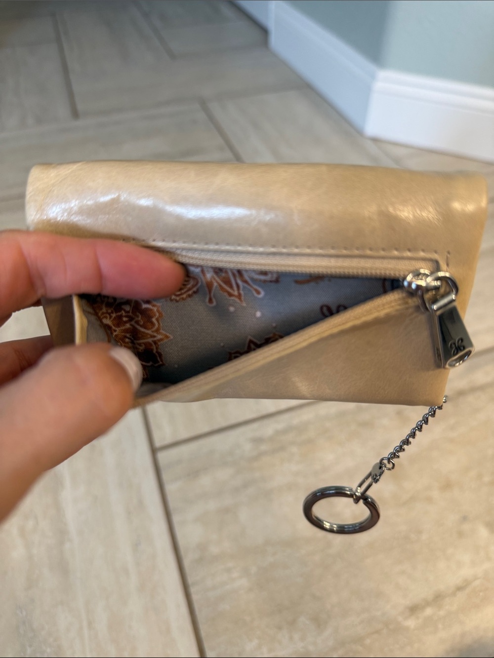 HOBO Lacy Leather Mini Wallet - Picture 8 of 16